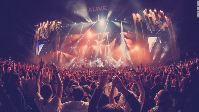 Sốc thuốc chết người tại các music festival: vấn nạn gây nhức nhối của làng EDM thế giới - Ảnh 1.