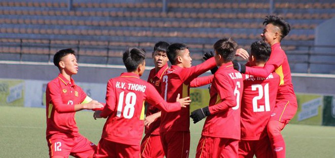 AFC: U23 Việt Nam tiếp th&ecirc;m động lực cho đ&agrave;n em U16 đấu giải ch&acirc;u &Aacute; - Ảnh 1.