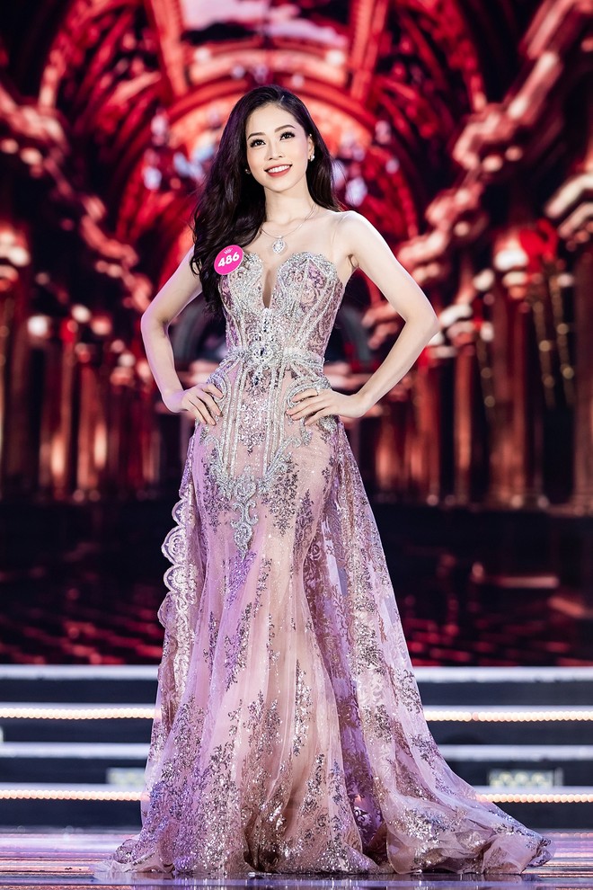 Hơn 2 tuần nữa, Á hậu vừa đăng quang Phương Nga sẽ đại diện Việt Nam chinh chiến tại Miss Grand International 2018 - Ảnh 4.