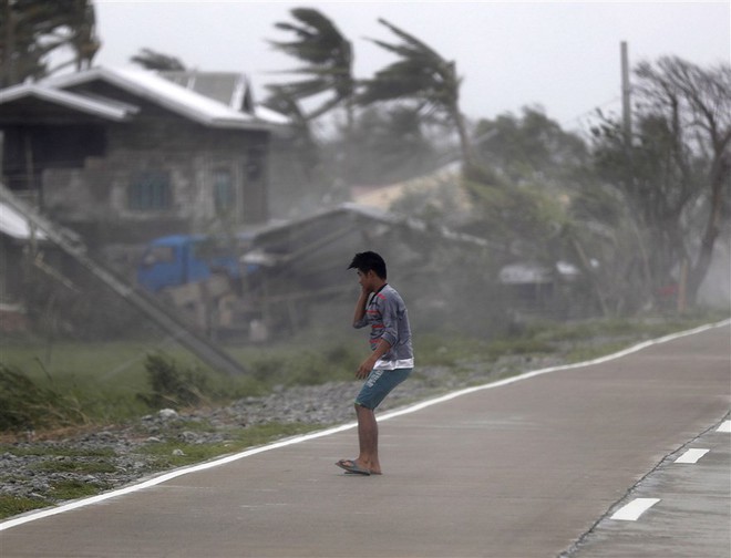 Những hình ảnh ghi lại sự ác liệt của Mangkhut - siêu bão mạnh nhất thế giới trong năm nay - Ảnh 27.