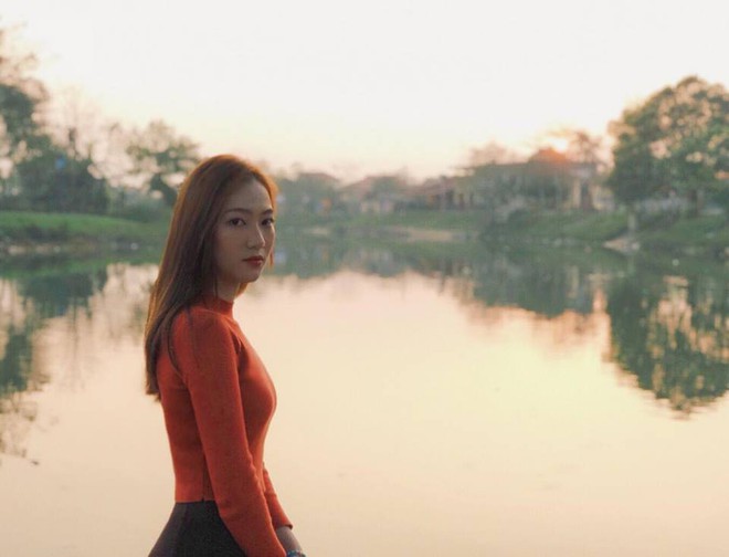 Được ch&uacute; &yacute; nhờ ảnh &aacute;o d&agrave;i xinh đẹp, biết nghề nghiệp hiện tại của c&ocirc; g&aacute;i n&agrave;y bạn sẽ c&ograve;n bất ngờ hơn! - Ảnh 6.