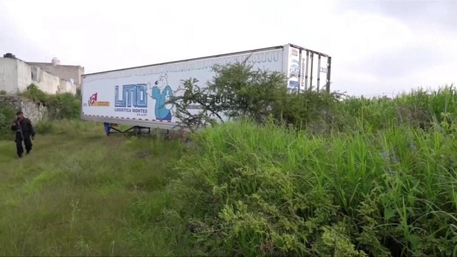 Mexico: Container chết chóc chứa 150 xác người vừa được di dời, cảnh sát lại phát hiện thêm một thi thể nằm gần đó - Ảnh 5.