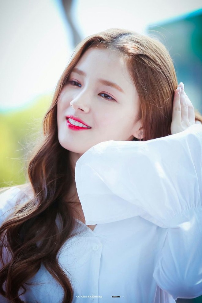 Đẹp cực phẩm chưa đủ, 10 mỹ nh&acirc;n Kpop n&agrave;y trở th&agrave;nh hiện tượng nhờ thần th&aacute;i bức người trời sinh - Ảnh 13.