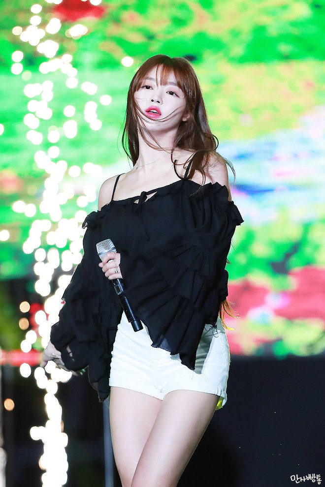 Đẹp cực phẩm chưa đủ, 10 mỹ nh&acirc;n Kpop n&agrave;y trở th&agrave;nh hiện tượng nhờ thần th&aacute;i bức người trời sinh - Ảnh 30.