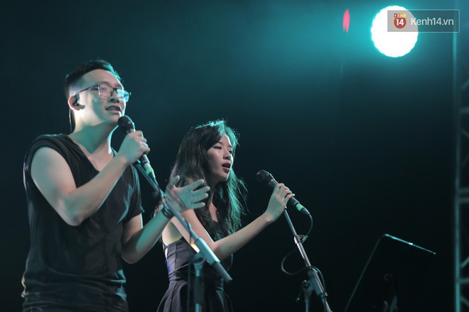 Giọng ca Lạ l&ugrave;ng tổ chức liveshow giới thiệu album đầu tay, chi&ecirc;u đ&atilde;i fan bằng loạt hit đ&igrave;nh đ&aacute;m - Ảnh 8.