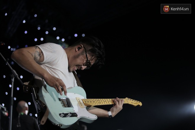 Giọng ca Lạ l&ugrave;ng tổ chức liveshow giới thiệu album đầu tay, chi&ecirc;u đ&atilde;i fan bằng loạt hit đ&igrave;nh đ&aacute;m - Ảnh 5.