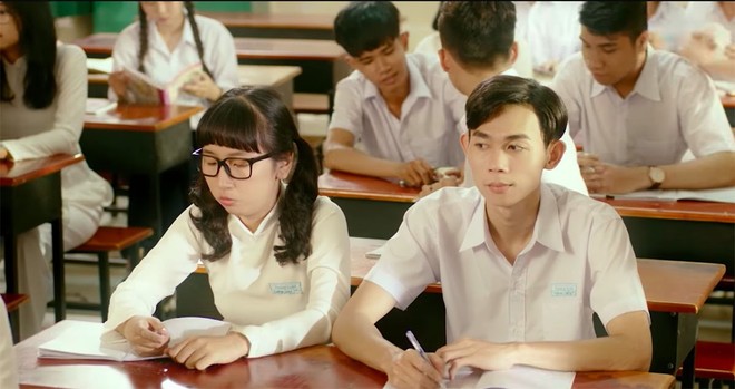 Khi vlogger Việt đ&oacute;ng phim: Người bị n&eacute;m đ&aacute; tẩy chay, kẻ chiếm cả spotlight của nữ ch&iacute;nh - Ảnh 5.