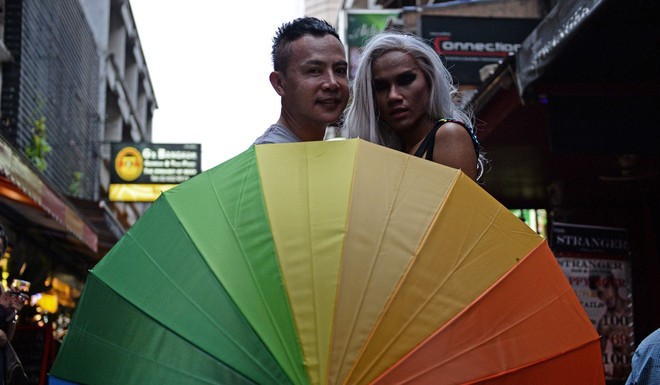 Thái Lan là thiên đường của LGBT? Vẫn có những sự thật đáng buồn phía sau mà chúng ta không hề hay biết - Ảnh 5.