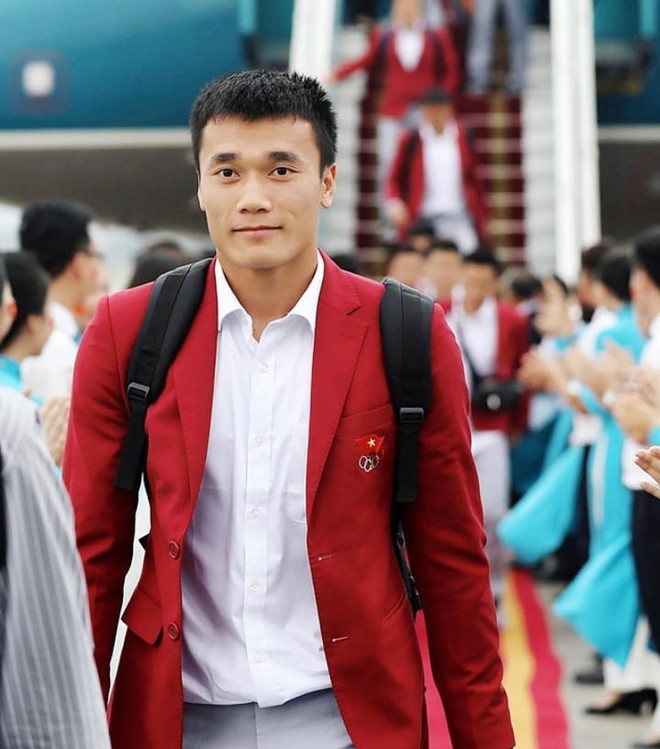 Kh&ocirc;ng phải g&igrave; đặc biệt, đ&acirc;y mới l&agrave; thứ m&agrave; thủ m&ocirc;n B&ugrave;i Tiến Dũng nghĩ đẹp nhất thế giới Việt Nam - Ảnh 4.