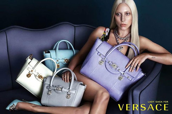 Tập đoàn Michael Kors chính thức mua lại Versace với giá gần 49.000 tỷ VNĐ - Ảnh 2.