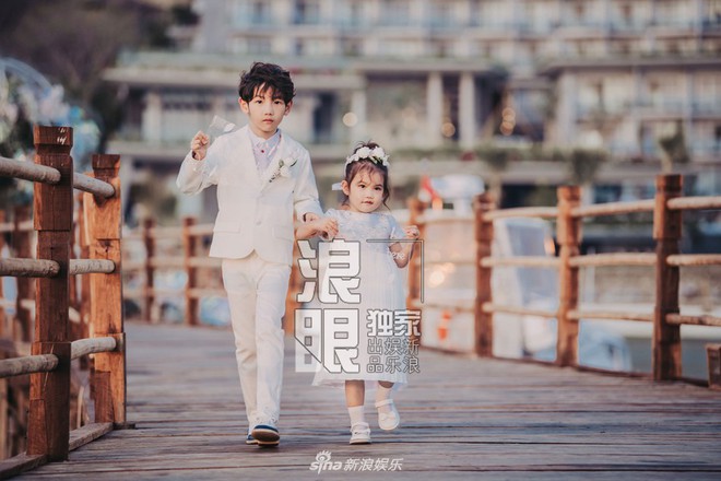 Đám cưới lãng mạn và ngọt ngào của soái ca Hoan Lạc Tụng với bạn gái sau nhiều năm chung sống - Ảnh 9.