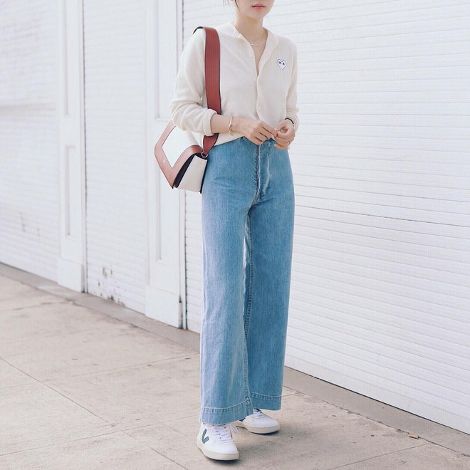 Quanh năm suốt tháng diện quần jeans thì các nàng phải học ngay 4 tips mặc chuẩn đẹp lại giúp kéo dài chân cả tấc này - Ảnh 3. Quanh năm suốt tháng diện quần jeans thì các nàng phải học ngay 4 tips mặc chuẩn đẹp lại giúp kéo dài chân cả tấc này - Ảnh 3.