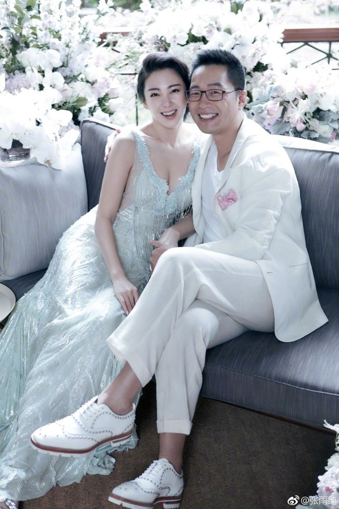Song Hye Kyo Trung Quốc: Nhan sắc trời ban cùng body nóng bỏng không cứu được 2 cuộc hôn nhân ê chề - Ảnh 17.