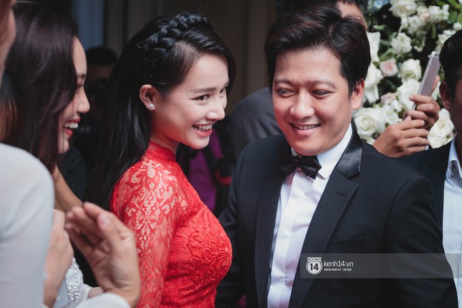 Trường Giang bảnh bao đến nh&agrave; Nh&atilde; Phương l&agrave;m lễ rước d&acirc;u trước khi tổ chức tiệc cưới xa hoa tại TP HCM - Ảnh 2.