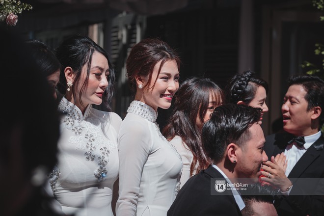 Trường Giang bảnh bao đến nh&agrave; Nh&atilde; Phương l&agrave;m lễ rước d&acirc;u trước khi tổ chức tiệc cưới xa hoa tại TP HCM - Ảnh 10.