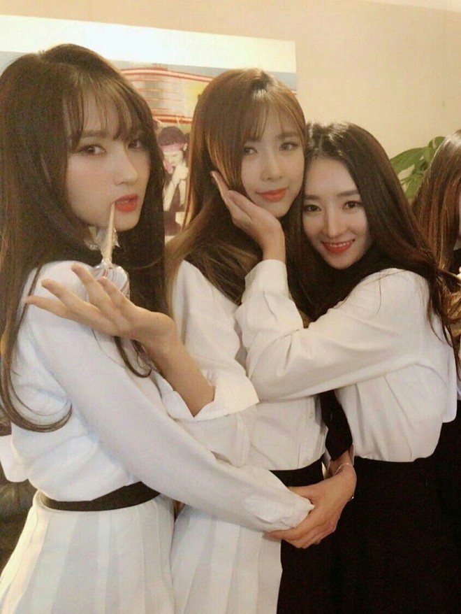 Khi idol nữ cover hit của idol nam: Hay chẳng hề k&eacute;m cạnh bản ch&iacute;nh! - Ảnh 8.