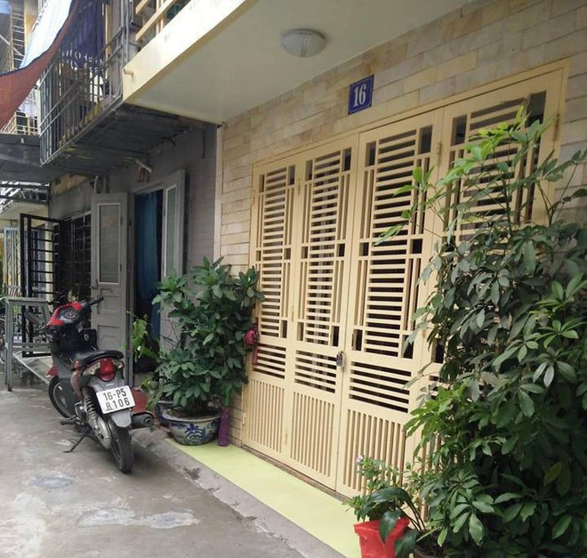 &Ocirc;ng tr&ugrave;m&rdquo; ma t&uacute;y đất Cảng vừa bị bắt v&agrave; căn nh&agrave; ch&aacute;t ch&uacute;a tiếng nhạc h&agrave;ng đ&ecirc;m - Ảnh 1.