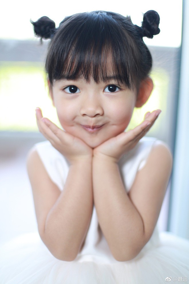 Càn Long Nhiếp Viễn dở khóc dở cười vì cô con gái 4 tuổi mê mệt Phó Hằng hơn cả bố - Ảnh 1.