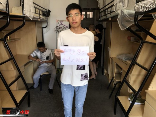 Bật cười với ước muốn của t&acirc;n sinh vi&ecirc;n: Mong l&ecirc;n đại học đẹp trai hơn v&agrave; tho&aacute;t khiếp FA - Ảnh 4.