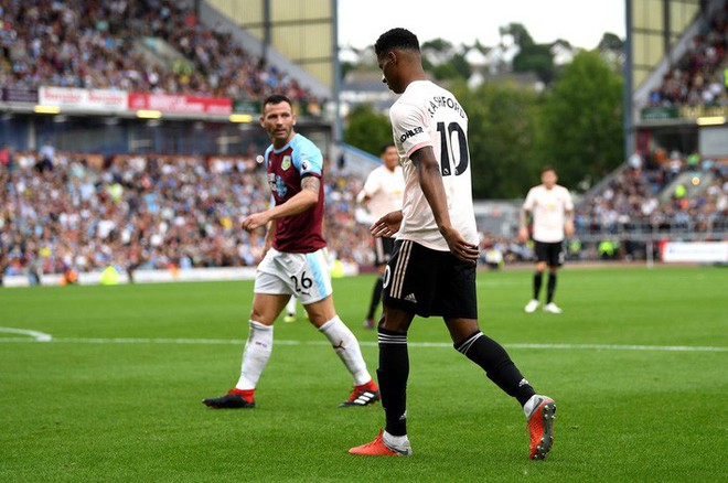 Marcus Rashford: Sau chiếc áo số 10 là sự ruồng rẫy dành cho kẻ lạc loài ở Man United - Ảnh 4.