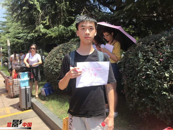 Bật cười với ước muốn của t&acirc;n sinh vi&ecirc;n: Mong l&ecirc;n đại học đẹp trai hơn v&agrave; tho&aacute;t khiếp FA - Ảnh 7.