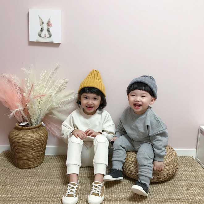 Cặp chị em sành điệu "cưng muốn xỉu", nhìn thôi là muốn bế về ngay lập tức! - Ảnh 10.