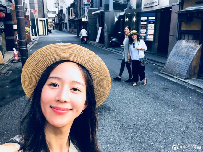 Hải Lan Trương Qu&acirc;n Ninh của Như &Yacute; Truyện: Xuất th&acirc;n d&ograve;ng họ danh gi&aacute;, học vấn thạc sĩ, đồng nghiệp nam t&ocirc;n l&agrave;m nữ thần - Ảnh 15.