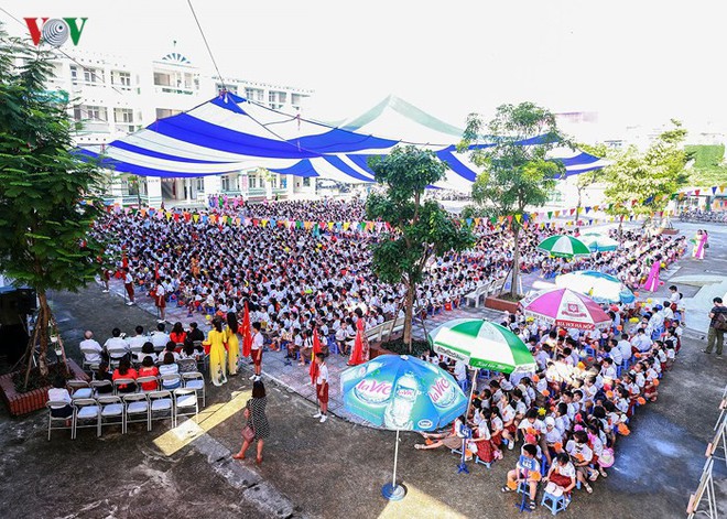 Khai giảng ở ngôi trường có 1.145 học sinh lớp 1, đông nhất Hà Nội- Ảnh 1.
