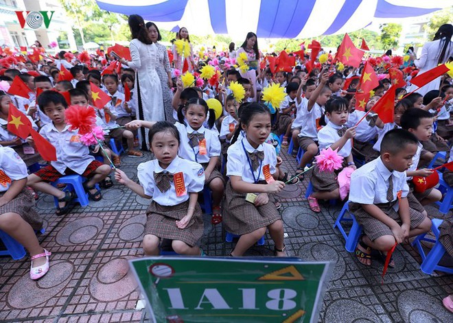 Khai giảng ở ngôi trường có 1.145 học sinh lớp 1, đông nhất Hà Nội - Ảnh 4.