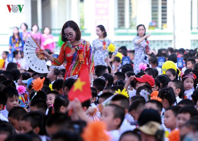 Khai giảng ở ngôi trường có 1.145 học sinh lớp 1, đông nhất Hà Nội - Ảnh 5.