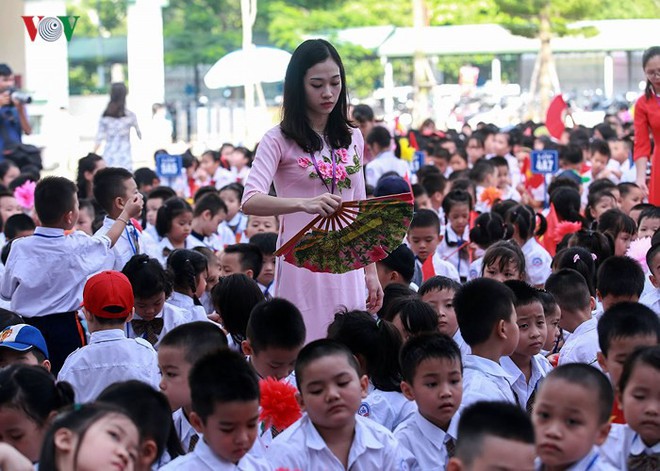 Khai giảng ở ngôi trường có 1.145 học sinh lớp 1, đông nhất Hà Nội - Ảnh 6.