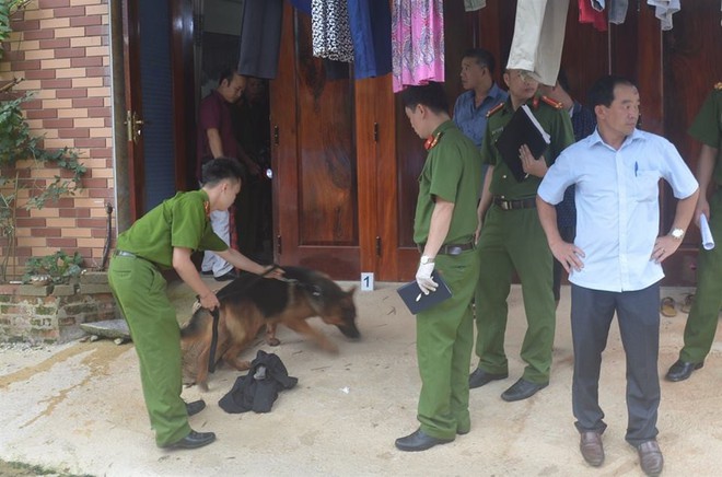 Vụ bác sĩ sát hại vợ rồi ném xác xuống sông: Cả hai vừa cưới nhau được 5 tháng - Ảnh 2.