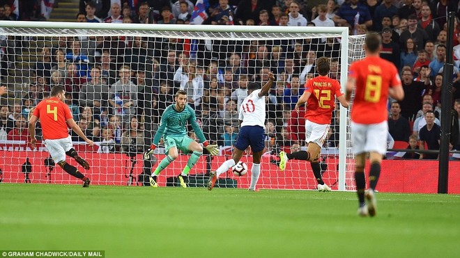 Sao Man Utd tỏa sáng, đội tuyển Anh vẫn thua ngược Tây Ban Nha ngay tại Wembley - Ảnh 4.