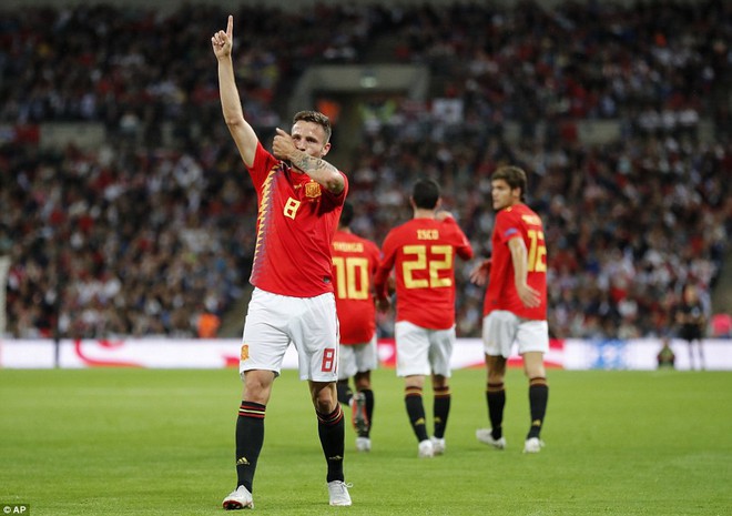 Sao Man Utd tỏa s&aacute;ng, đội tuyển Anh vẫn thua ngược T&acirc;y Ban Nha ngay tại Wembley - Ảnh 8.