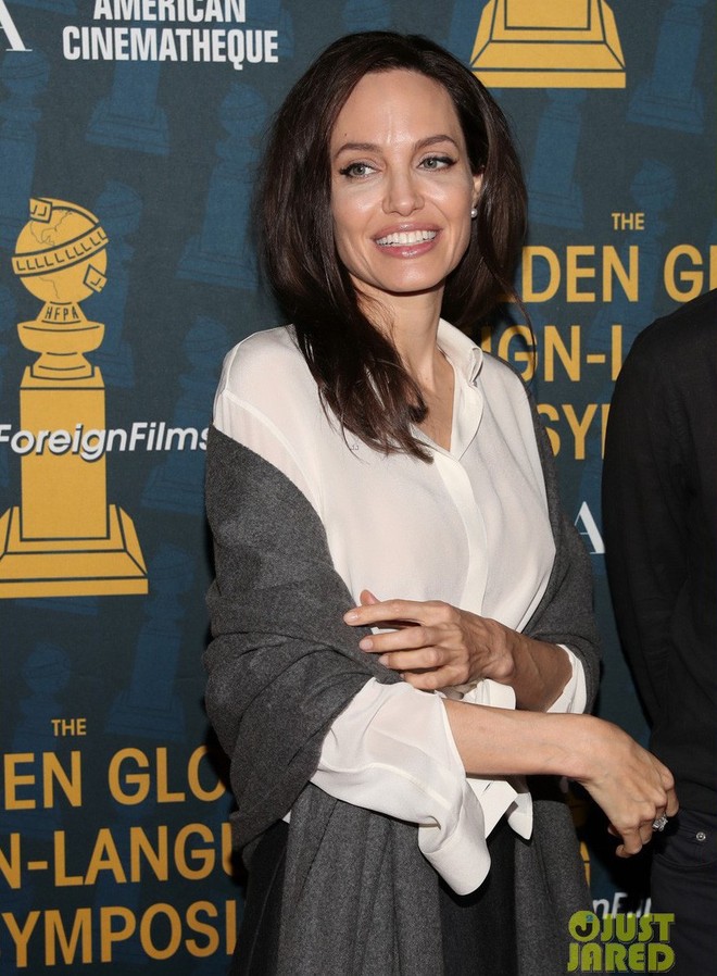 Sút cân quá nhiều, Angelina Jolie bốc lửa năm nào giờ trở nên xanh xao, hốc hác trên thảm đỏ - Ảnh 3.