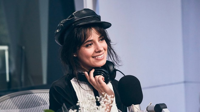 Album đang gây sốt nhưng Camila Cabello những tưởng mình đã chết ngay trước đêm phát hành - Ảnh 1.