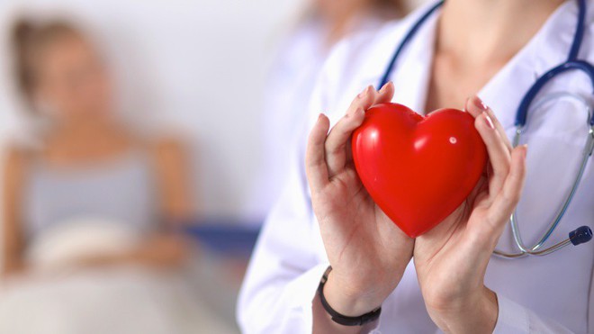 B&eacute;o bụng kh&ocirc;ng chỉ xấu m&agrave; c&ograve;n tăng nguy cơ mắc c&aacute;c bệnh nguy hiểm kh&ocirc;ng phải ai cũng biết - Ảnh 1.