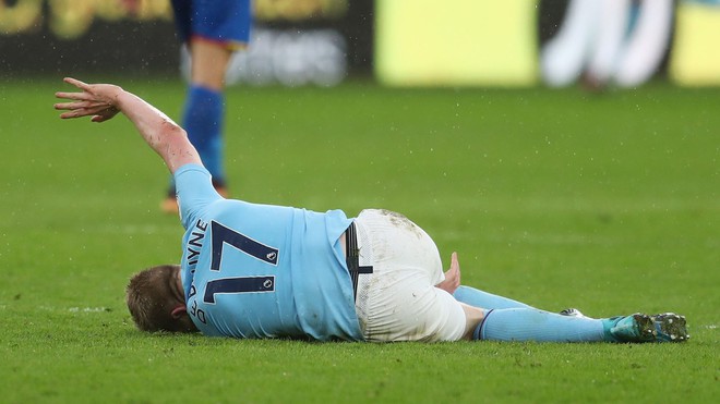 Với Man City, chấn thương l&uacute;c n&agrave;y c&ograve;n nguy hiểm hơn l&agrave; đ&aacute;nh rơi điểm số - Ảnh 1.