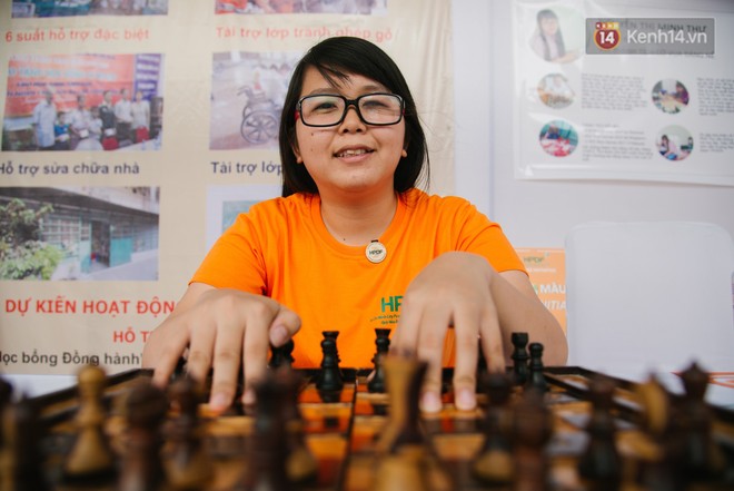 Hành trình chạm đến giải vô địch cờ vua Đông Nam Á của cô gái khiếm thị Sài Gòn - Ảnh 4.