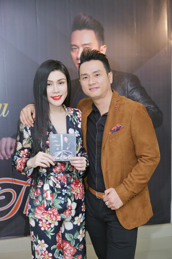 H&agrave;n Th&aacute;i T&uacute; lần đầu h&aacute;t nhạc Bolero, ki&ecirc;n quyết ra album dạng CD d&ugrave; biết b&aacute;n kh&ocirc;ng c&oacute; lời - Ảnh 4.