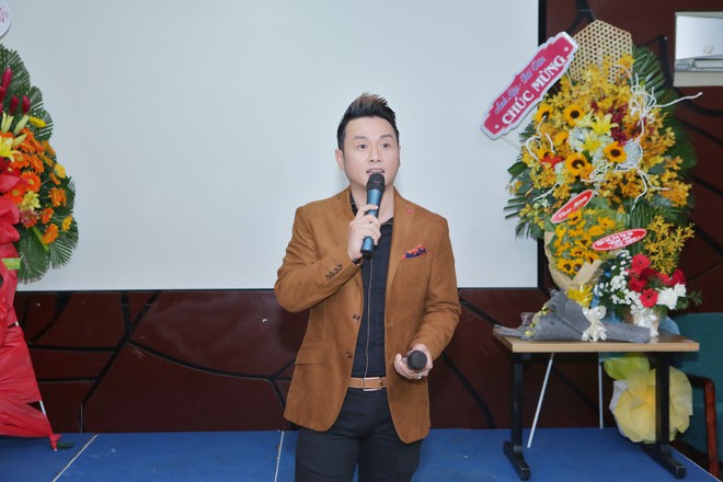 H&agrave;n Th&aacute;i T&uacute; lần đầu h&aacute;t nhạc Bolero, ki&ecirc;n quyết ra album dạng CD d&ugrave; biết b&aacute;n kh&ocirc;ng c&oacute; lời - Ảnh 1.