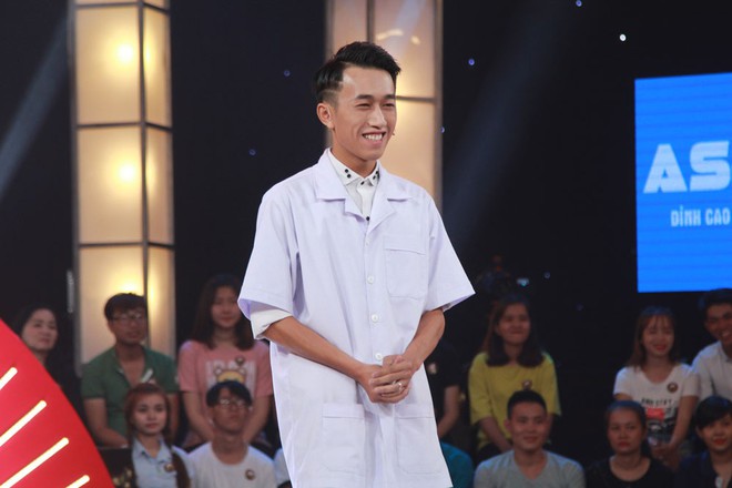 Th&aacute;ch thức danh h&agrave;i: Anh ch&agrave;ng dự thi c&ugrave;ng người y&ecirc;u mới của người y&ecirc;u cũ khiến gi&aacute;m khảo rối n&atilde;o - Ảnh 15.