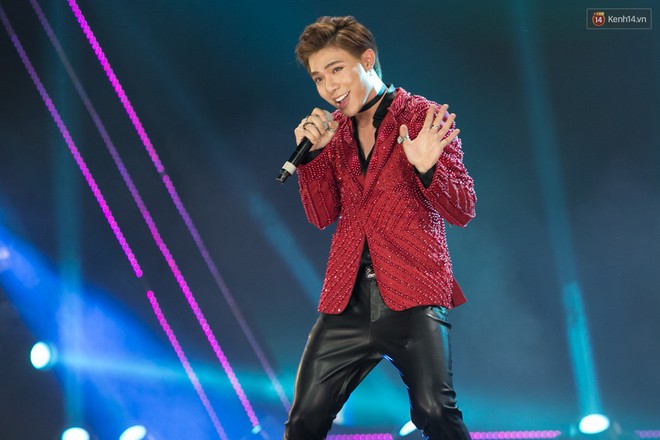 Cập nhật: GOT7 đem tới loạt hit si&ecirc;u hot Never Ever, If You Do, Noo Phước Thịnh rước cả Hoa hậu Phạm Hương l&ecirc;n biểu diễn - Ảnh 14.