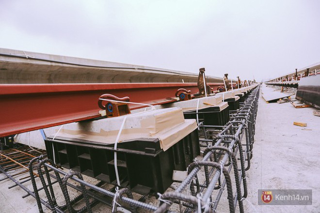 Ch&ugrave;m ảnh: Hơn 2,5km đường ray t&agrave;u tr&ecirc;n cao tuyến Metro Bến Th&agrave;nh -  Suối Ti&ecirc;n ở S&agrave;i G&ograve;n đ&atilde; ho&agrave;n th&agrave;nh - Ảnh 13.