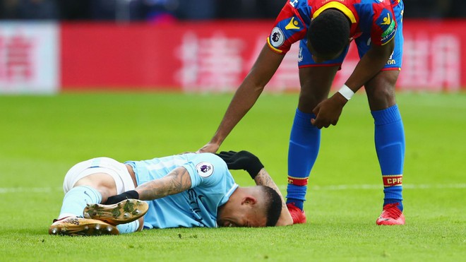 Với Man City, chấn thương l&uacute;c n&agrave;y c&ograve;n nguy hiểm hơn l&agrave; đ&aacute;nh rơi điểm số - Ảnh 2.