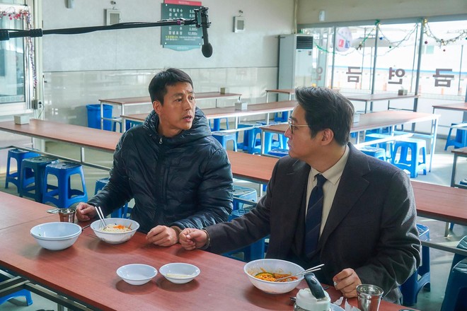 Danh s&aacute;ch 10 phim H&agrave;n ăn kh&aacute;ch nhất ph&ograve;ng v&eacute; năm 2017 - Ảnh 4.