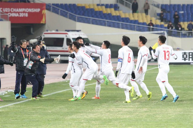 HLV Park Hang Seo liên tục kêu đáng tiếc sau trận thua U23 Hàn Quốc - Ảnh 2.