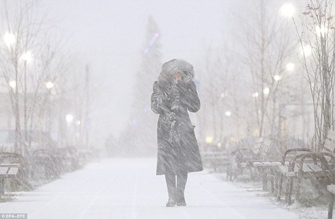 Những căn nhà đóng băng: Cảnh tượng đáng kinh ngạc trong mùa đông tại Nga khi nhiệt độ nhiều vùng giảm xuống -67 độ C - Ảnh 9.