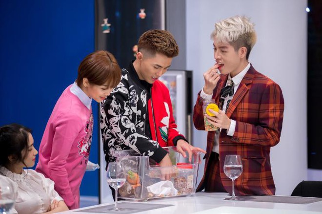 H&ograve;a Minzy cười ph&aacute; l&ecirc;n khi gặp đ&uacute;ng đầu bếp th&iacute;ch cưa cẩm bằng... Ca dao - Tục ngữ! - Ảnh 9.