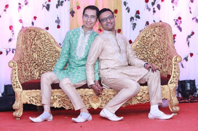 Đám cưới của chàng trai gốc Việt với bạn trai theo phong cách truyền thống Hindu gây nức lòng cộng đồng LGBT - Ảnh 3.